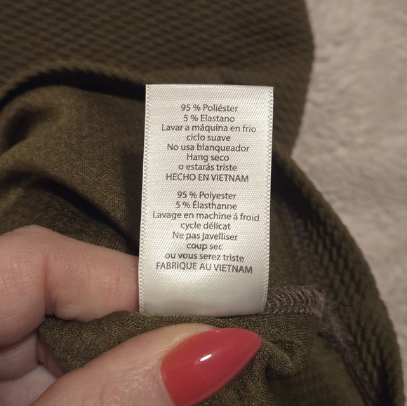 LuLaRoe Women's Knit Pencil Skirt in Olive Size Small - Picture 4 of 5